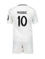 Real Madrid Luka Modric #10 Hjemmedraktsett Barn 2024-25 Korte ermer (+ bukser)